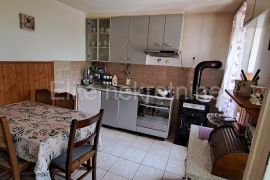 Dražice - prodaja samostojeće kuće od 80m2!, Jelenje, Kuća