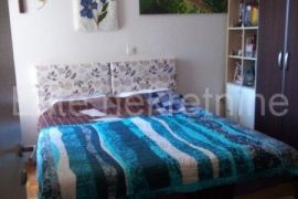 Kastav - prodaja stana sa balkonom i pogledom na more!, Kastav, Appartement