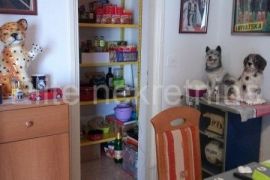 Kastav - prodaja stana sa balkonom i pogledom na more!, Kastav, Appartement