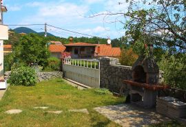 Apartmanska kuća s bazenom i panoramskim pogledom, okolica Opatije, Opatija - Okolica, Kuća