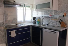 Apartmanska kuća s bazenom i panoramskim pogledom, okolica Opatije, Opatija - Okolica, Kuća