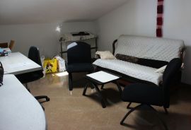 Apartmanska kuća s bazenom i panoramskim pogledom, okolica Opatije, Opatija - Okolica, Kuća