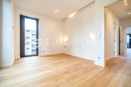 Zagreb, Park Kneževa VMD prekrasan četverosoban stan + 2PGM, Zagreb, Appartement