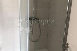 Apartman 112m2 prvi red do mora POVLJANA, Povljana, Διαμέρισμα