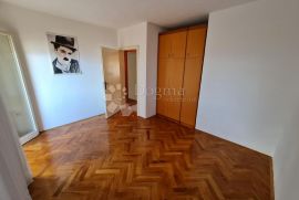 Stan na prvom katu u mirnom zelenom susjedstvu, Novi Vinodolski, Appartement