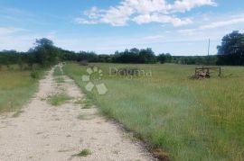 ŠUMBER, građevinsko zemljište na kraju sela, Sveta Nedelja, Land