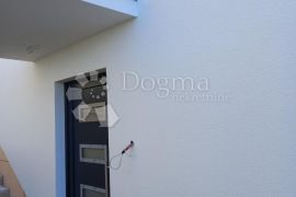 Novogradnja u Dramlju,dvoetažni apartman na dobroj lokaciji, Crikvenica, Διαμέρισμα