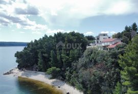 ZADAR, POSEDARJE - Prekrasna kuća u nizu 1. red do mora, Posedarje, Casa