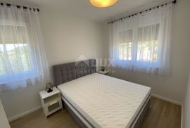 RAB, BARBAT - Ekskluzivan apartman s bazenom, 100 metara od mora!, Rab, Appartement