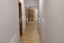 ISTRA, VOLME - Luksuzan stan 200m od mora s vlastitim bazenom, Medulin, Appartement