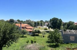 ISTRA, RAKALJ - Kuća s dvije stambene jedinice s velikim građevinskim zemljištem, Marčana, House