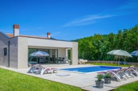 Moderna villa sa bazenom u okolici Labina, Istra, Labin, Maison