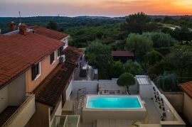 Kuća na odličnoj lokaciji s pogledom na more, Medulin,okolica, Istra, Medulin, Ev