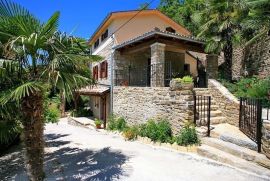 Kamena villa sa bazenom i panoramskim pogledom, Oprtalj, Istra, Oprtalj, Дом