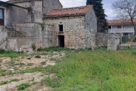 Stara kamena kuća za adaptaciju, Kanfanar, Istra, Kanfanar, Σπίτι
