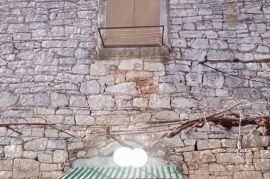 Kamena kuća za adaptaciju, Svetvinčenat, Istra, Svetvinčenat, Haus