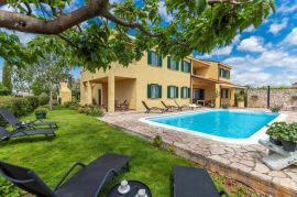 Predivna kuća sa bazenom na odličnoj lokaciji, Rovinj - okolica, Istra, Rovinj, Kuća