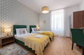Renovirani stan u centru grada, Pula, Istra, Pula, Apartamento