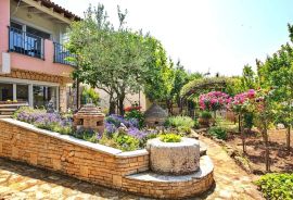 Lijepa kuća s bazenom na prodaju, Peroj, Istra, Vodnjan, Casa