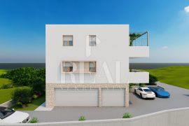 100 m od mora stan S+DB 46,72 m2 + terasa 11,66 m2, Split - Okolica, Appartamento