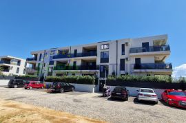 Poreč; novi moderni stanovi, Poreč, Apartamento