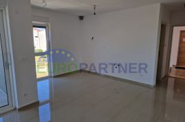 Poreč; novi moderni stanovi, Poreč, Appartement