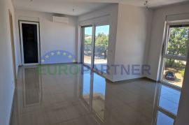 Poreč; novi moderni stanovi, Poreč, Apartamento