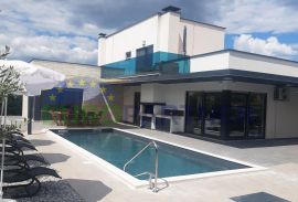 Nova vila moderne arhitekture, Višnjan, Višnjan, Kuća