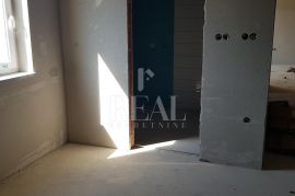 CRES-PREKRASAN STAN SA LIJEPIM POGLEDOM, 3S+DB, Cres, Apartamento