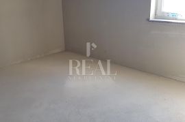 CRES-PREKRASAN STAN SA LIJEPIM POGLEDOM, 3S+DB, Cres, Apartamento