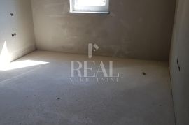 CRES-PREKRASAN STAN SA LIJEPIM POGLEDOM, 3S+DB, Cres, Apartamento