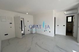 Vir, prvi red južna strana stan 2 S3 sa krovnom terasom, Vir, Apartamento