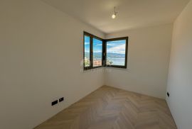 OPATIJA, CENTAR - 3S+DB stan 140m2 u novogradnji u centru Opatije, garaža, terasa, pogled na more, Opatija, Wohnung