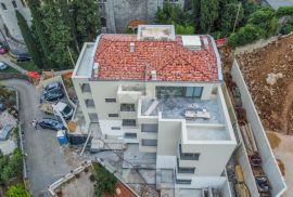 OPATIJA, CENTAR - 3S+DB stan 140m2 u novogradnji u centru Opatije, garaža, terasa, pogled na more, Opatija, Stan