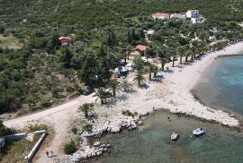 ZEMLJIŠTE, PRODAJA, PELJEŠAC, PRVI RED DO MORA, 1300 m2, Trpanj, Terrain