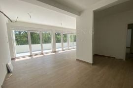 STAN, PRODAJA, ZAGREB, GRAČANI, 249 m2, 4-soban, Podsljeme, Flat