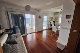 OPATIJA-PREKRASAN STAN SA PANORAMSKIM POGLEDOM NA MORE, Opatija, Apartamento