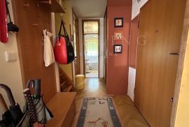 STAN, PRODAJA, ZAGREB, BOROVJE, 100 m2, 5-soban, Peščenica - Žitnjak, Appartment