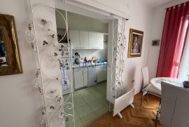 Opatija- odličan stan 2s+db s balkonom-PRILIKA, Opatija, Appartment