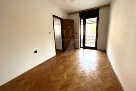 KUĆA, PRODAJA, ZAGREB, DUGAVE, 256 m2, 4-sobna, Novi Zagreb - Istok, Casa