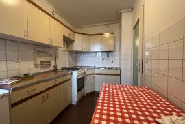 STAN, PRODAJA, ZAGREB, VRAPČE, 95 m2, 4-soban, Podsused - Vrapče, Daire