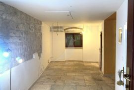 POSLOVNI PROSTOR, NAJAM, ROVINJ, 25 m2, Rovinj, Commercial property