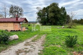 Jedinstveno na tržištu- Projekt za kuću za odmor s plaćenom građevinskom dozvolom i priključcima, Bistra, Arazi