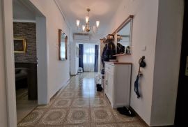 STAN, PRODAJA, ZAGREB, KVATRIĆ, 90 m2 m2, 3.5-soban, Donji Grad, Appartment