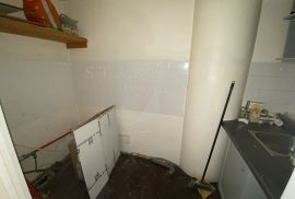 POSLOVNI PROSTOR, PRODAJA, PULA, 37 M2, Pula, Propiedad comercial