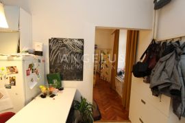 Zagreb, Centar - PRILIKA prodaja - poslovni prostor ili stan za adaptaciju, Donji Grad, Apartamento