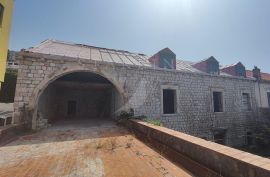 LJETNIKOVAC, PRODAJA, DUBROVNIK, GRUŽ, 750 m2, Dubrovnik, Maison