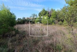 Seline - građevinsko zemljište 553 m2 200m od mora! 60000€, Starigrad, Land