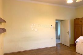 PAZIN - ODLIČAN STAN U CENTRU, Pazin, Apartamento