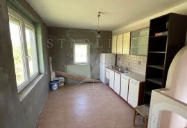 KUĆA, PRODAJA, PRESEKA, 80 m2 na parceli od 2600 m2, Preseka, Casa